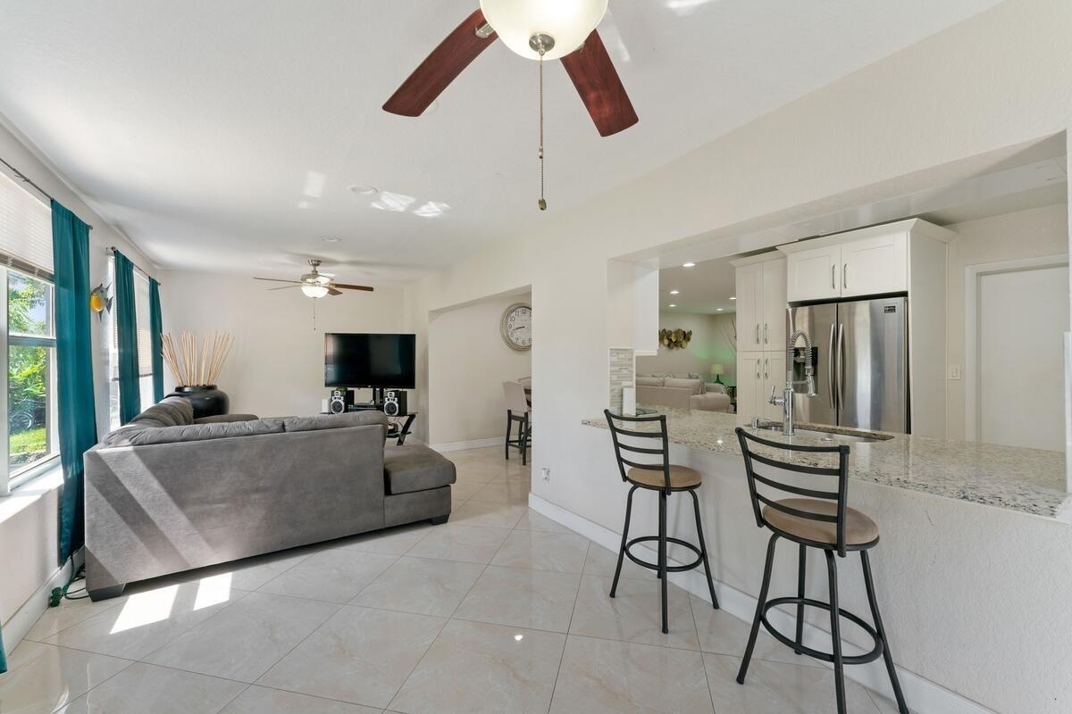 OAKLAND ESTATES 7TH SECTION - Residential