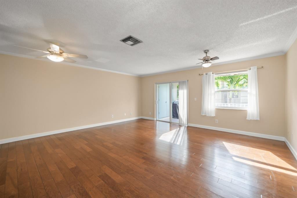 Barbican Condo - Residential Lease