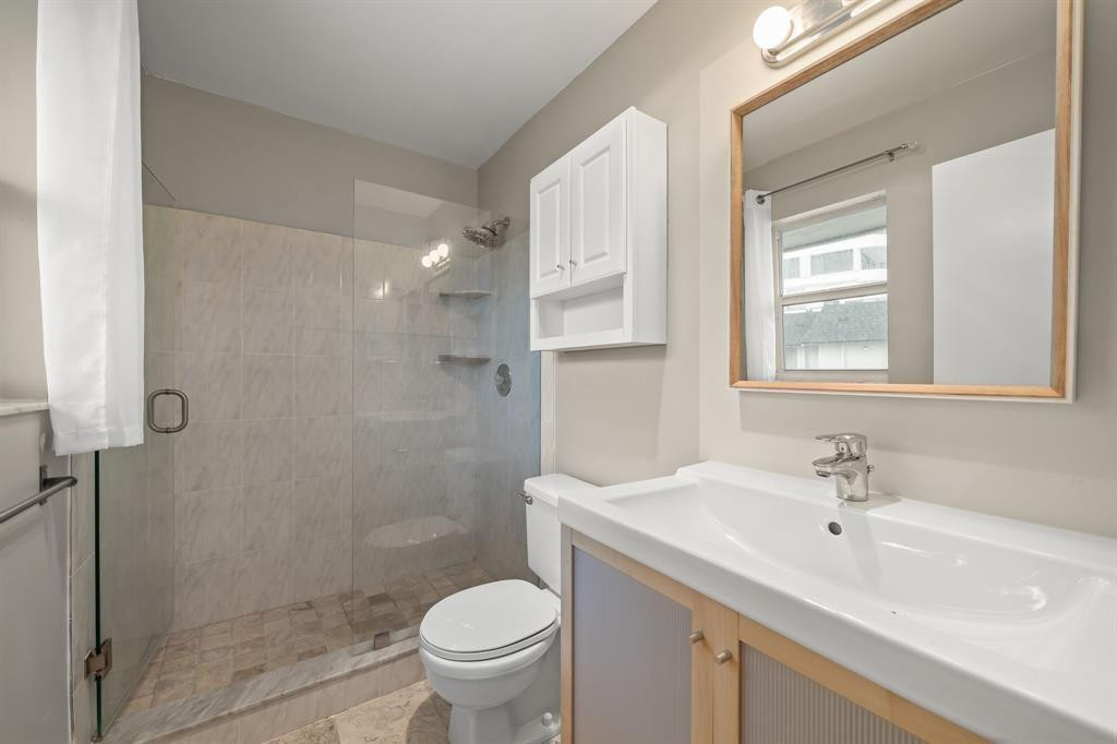 Barbican Condo - Residential Lease