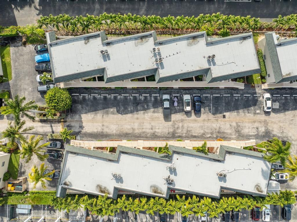 Barbican Condo - Residential Lease