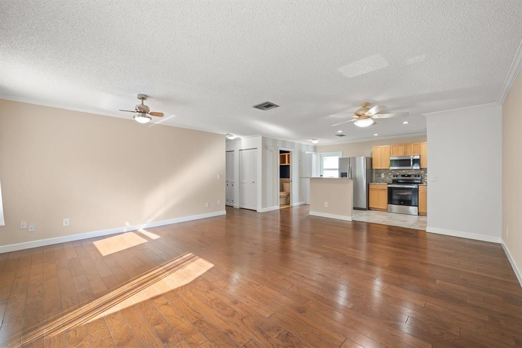 Barbican Condo - Residential Lease