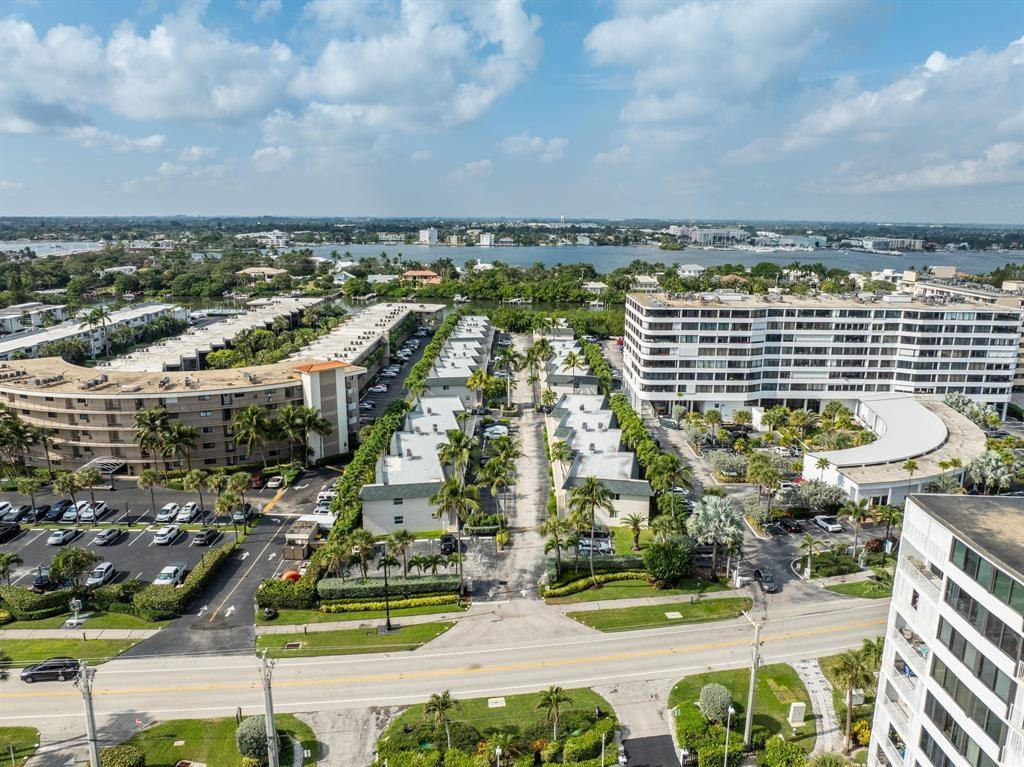 Barbican Condo - Residential Lease