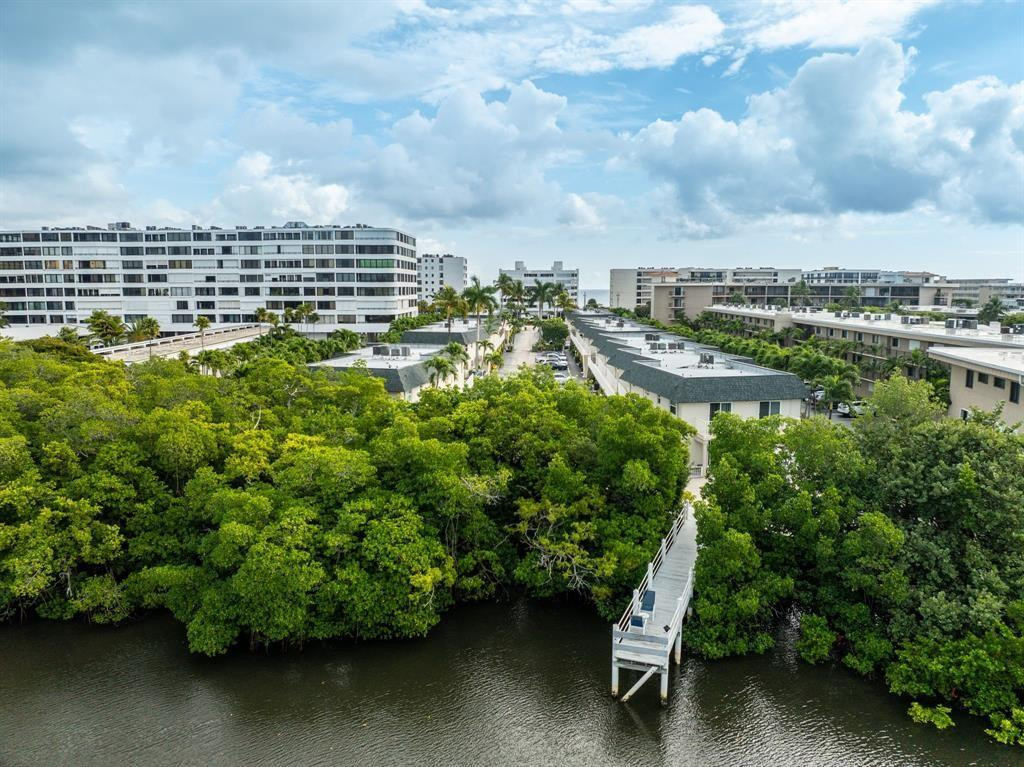 Barbican Condo - Residential Lease