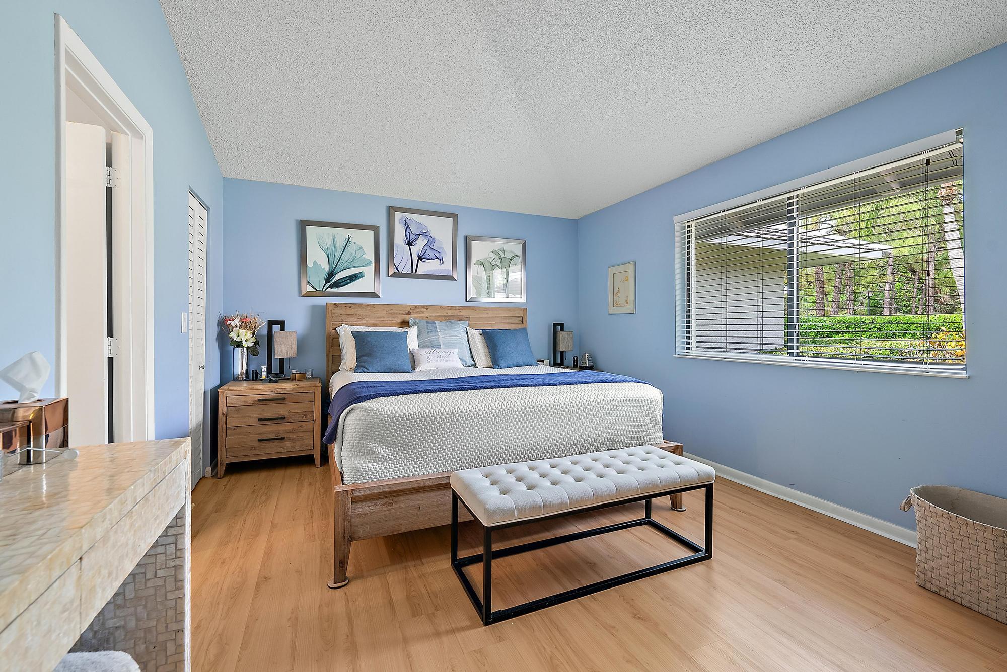 PGA CLUB COTTAGES - Residential Lease