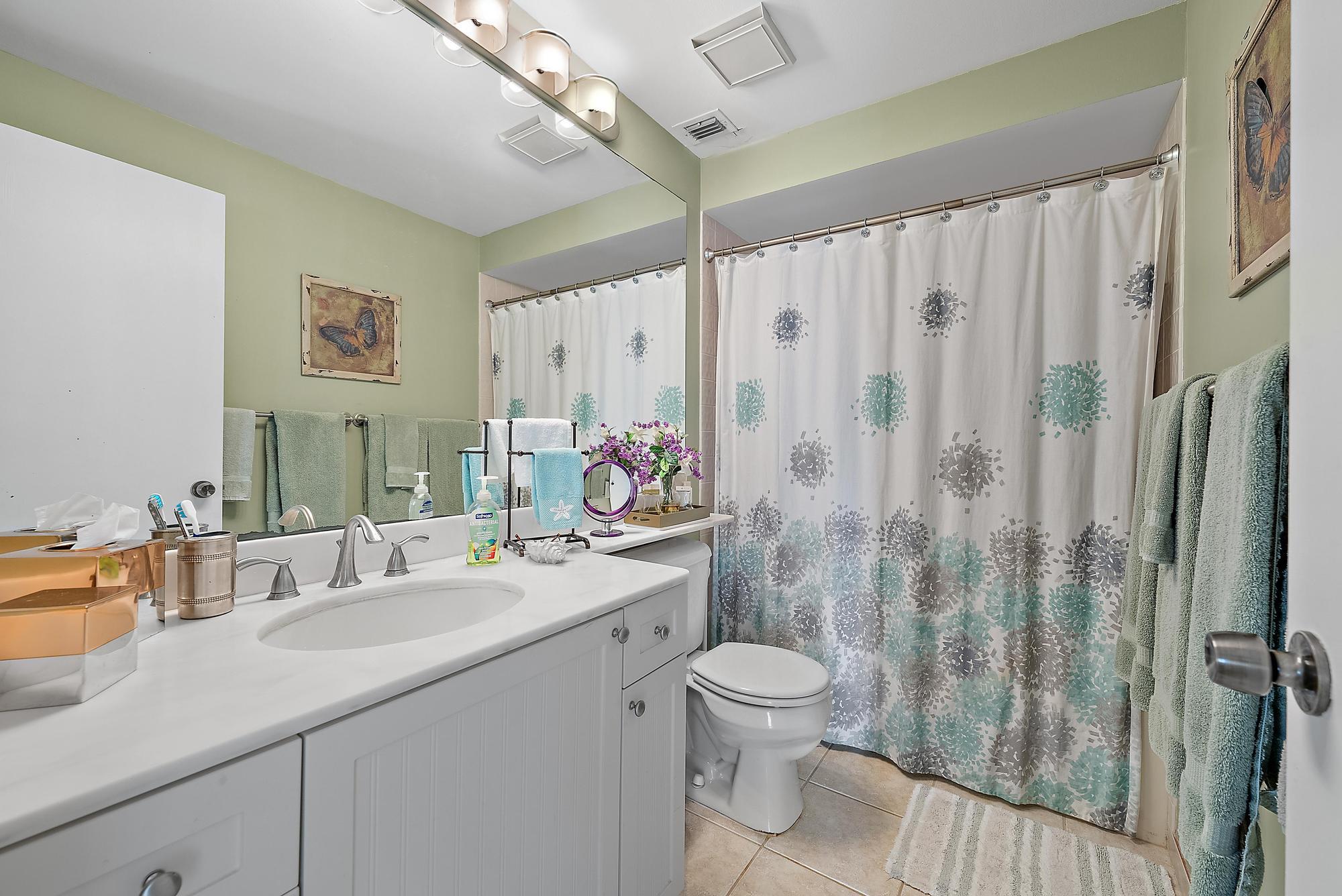 PGA CLUB COTTAGES - Residential Lease