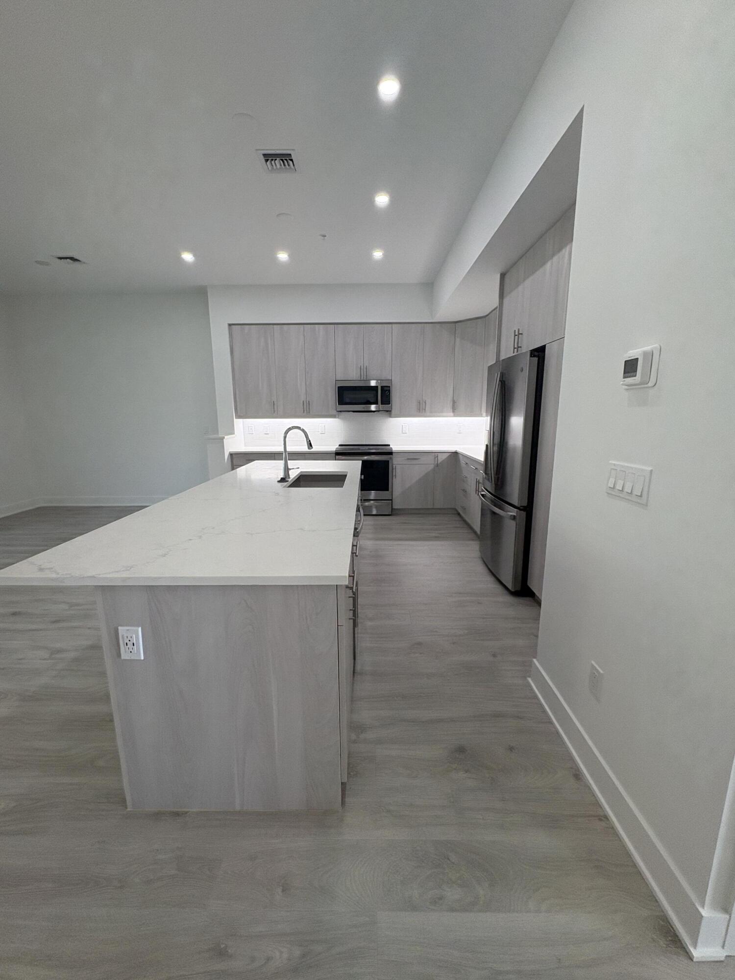 RESERVE AT TEQUESTA - Residential