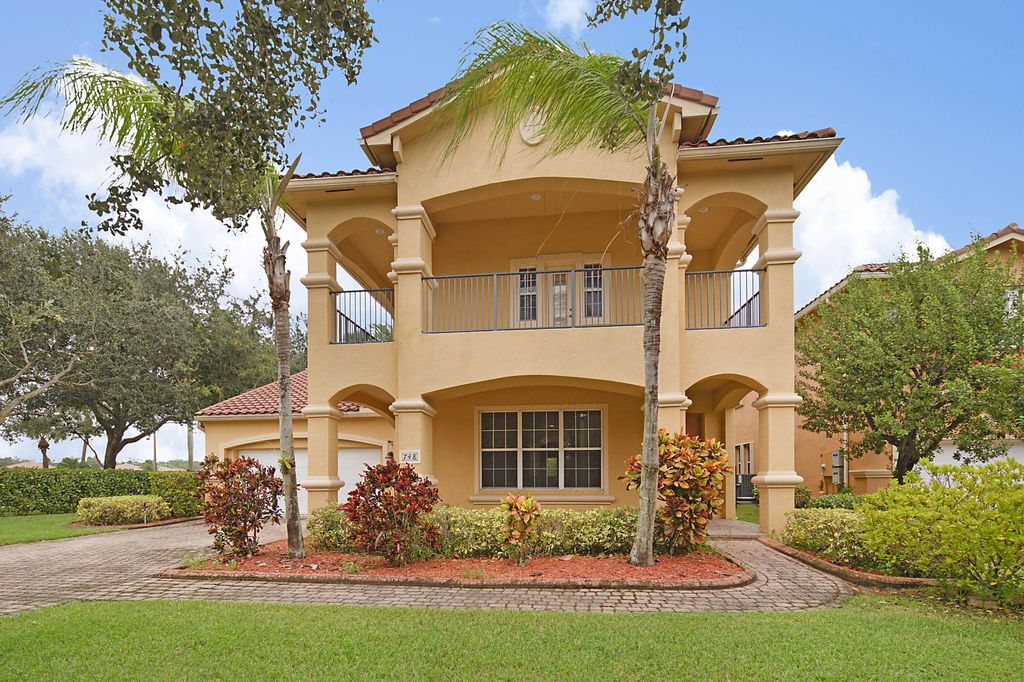 Photo of 748 Cresta Circle, West Palm Beach, FL 33413 (MLS # R11024075)