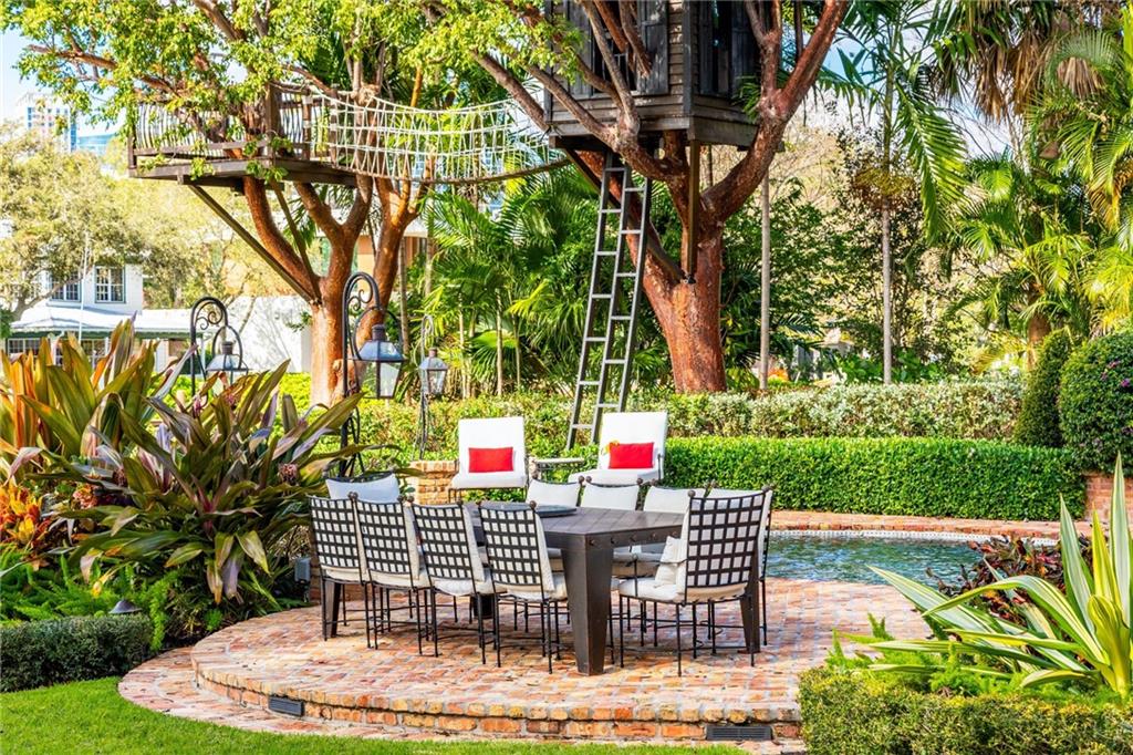 Rio Vista Isles - Residential