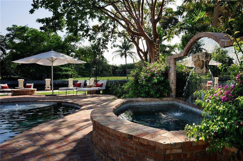 Rio Vista Isles - Residential