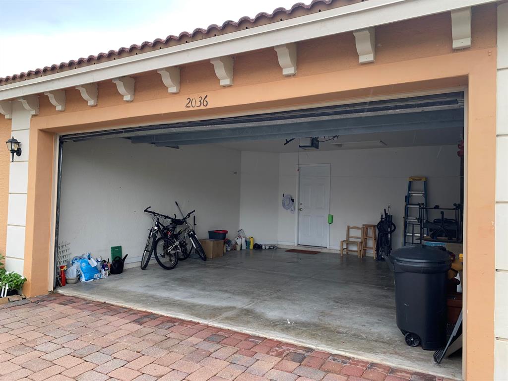 FOURTH  REPLAT OF PORTOFINO ISLES - Residential