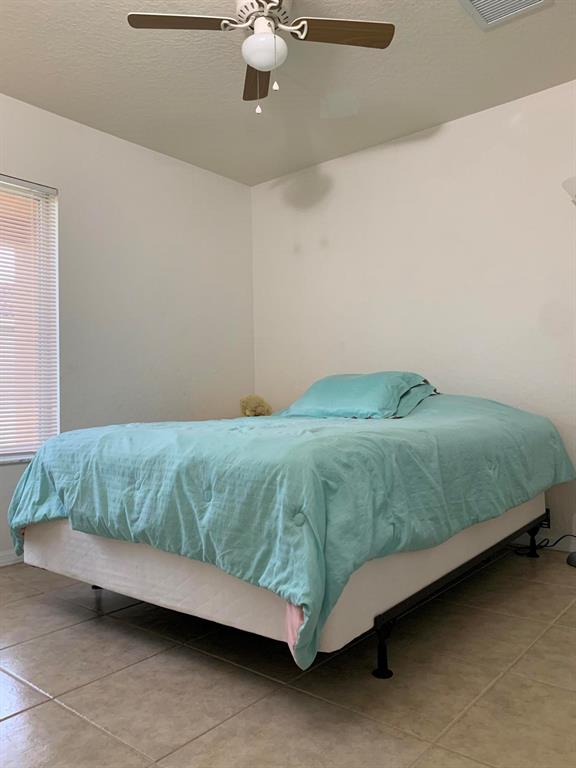 FOURTH  REPLAT OF PORTOFINO ISLES - Residential