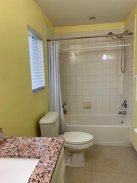 FOURTH  REPLAT OF PORTOFINO ISLES - Residential