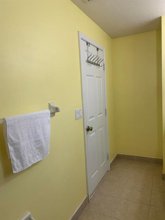 FOURTH  REPLAT OF PORTOFINO ISLES - Residential