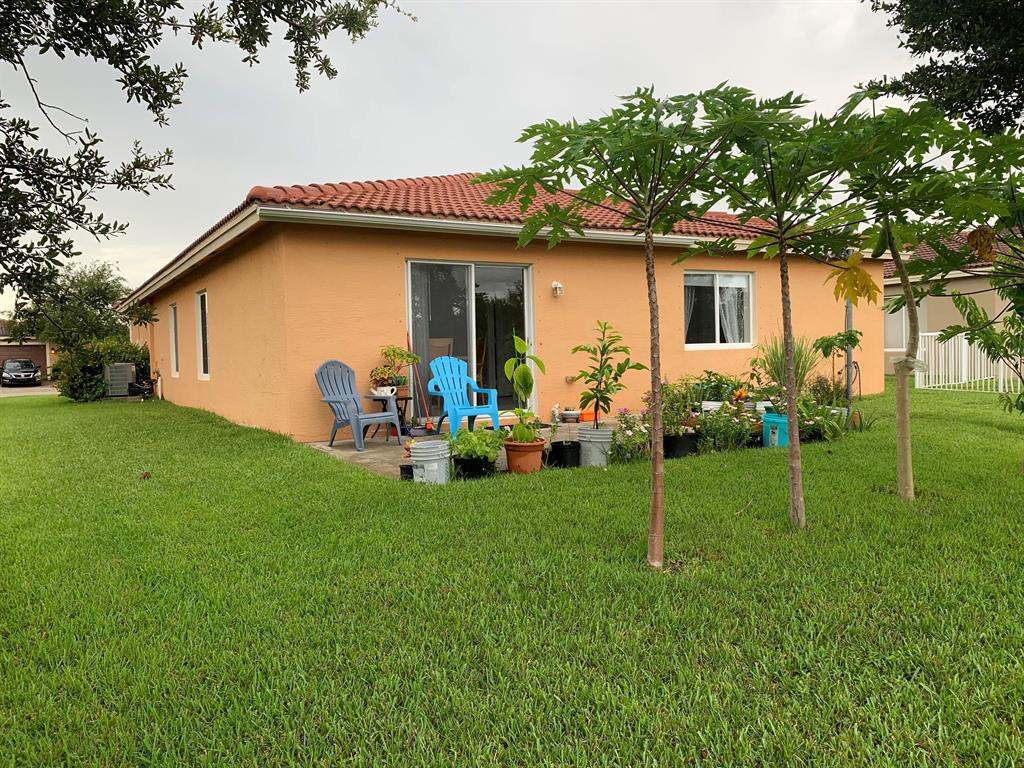 FOURTH  REPLAT OF PORTOFINO ISLES - Residential