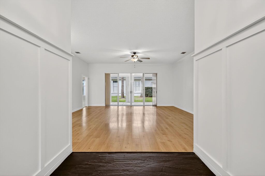 Photo of 6333 Winding Lake Drive, Jupiter, FL 33458 (MLS # R11135375)