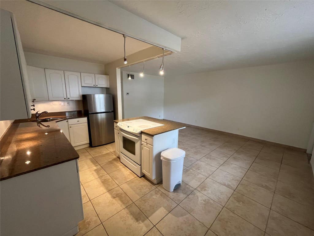 Photo of 1414 NE 5th Terrace #2, Fort Lauderdale, FL 33304 (MLS # B26063125)