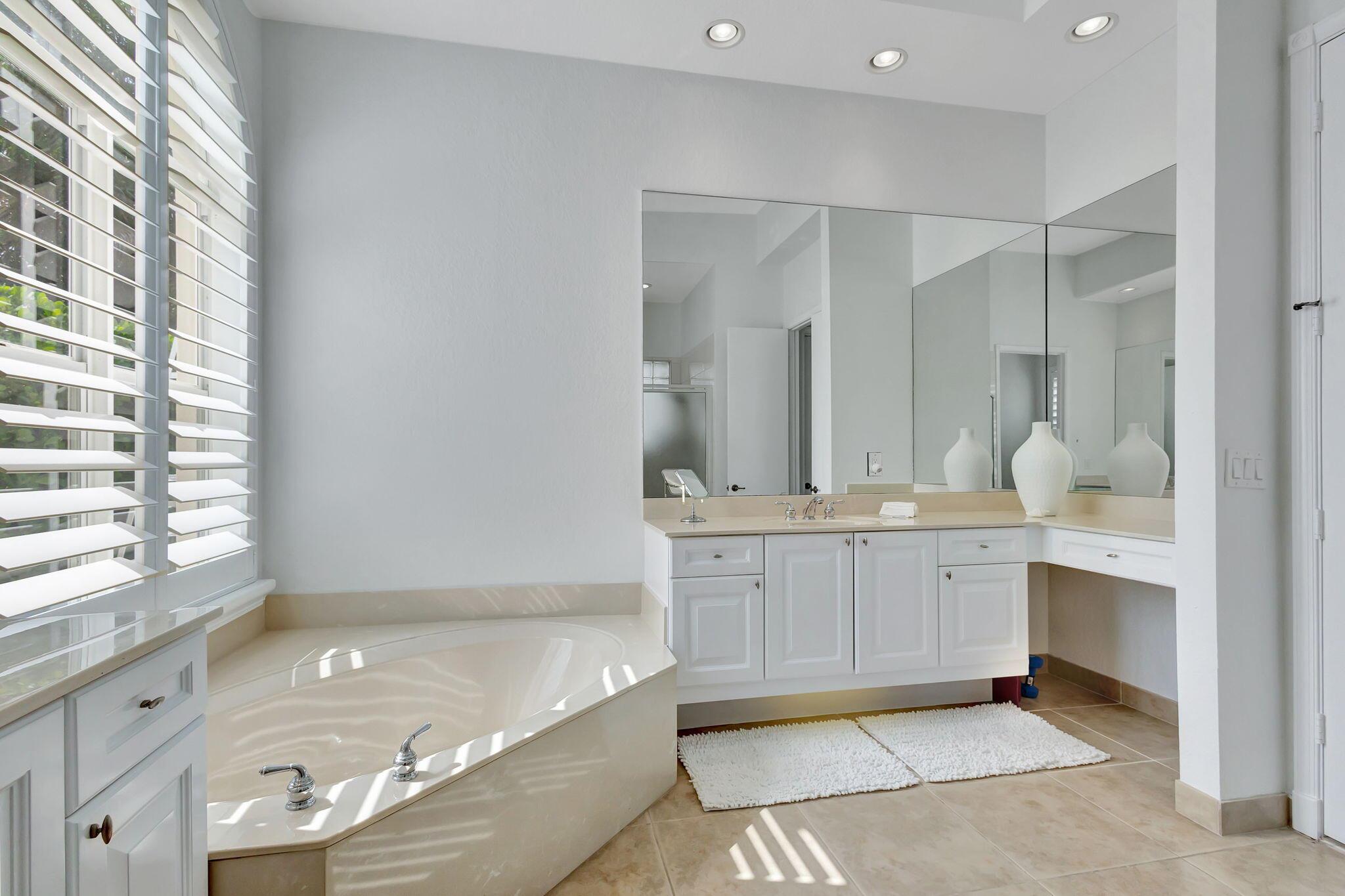 MIRABELLA AT MIRASOL A - Residential Lease