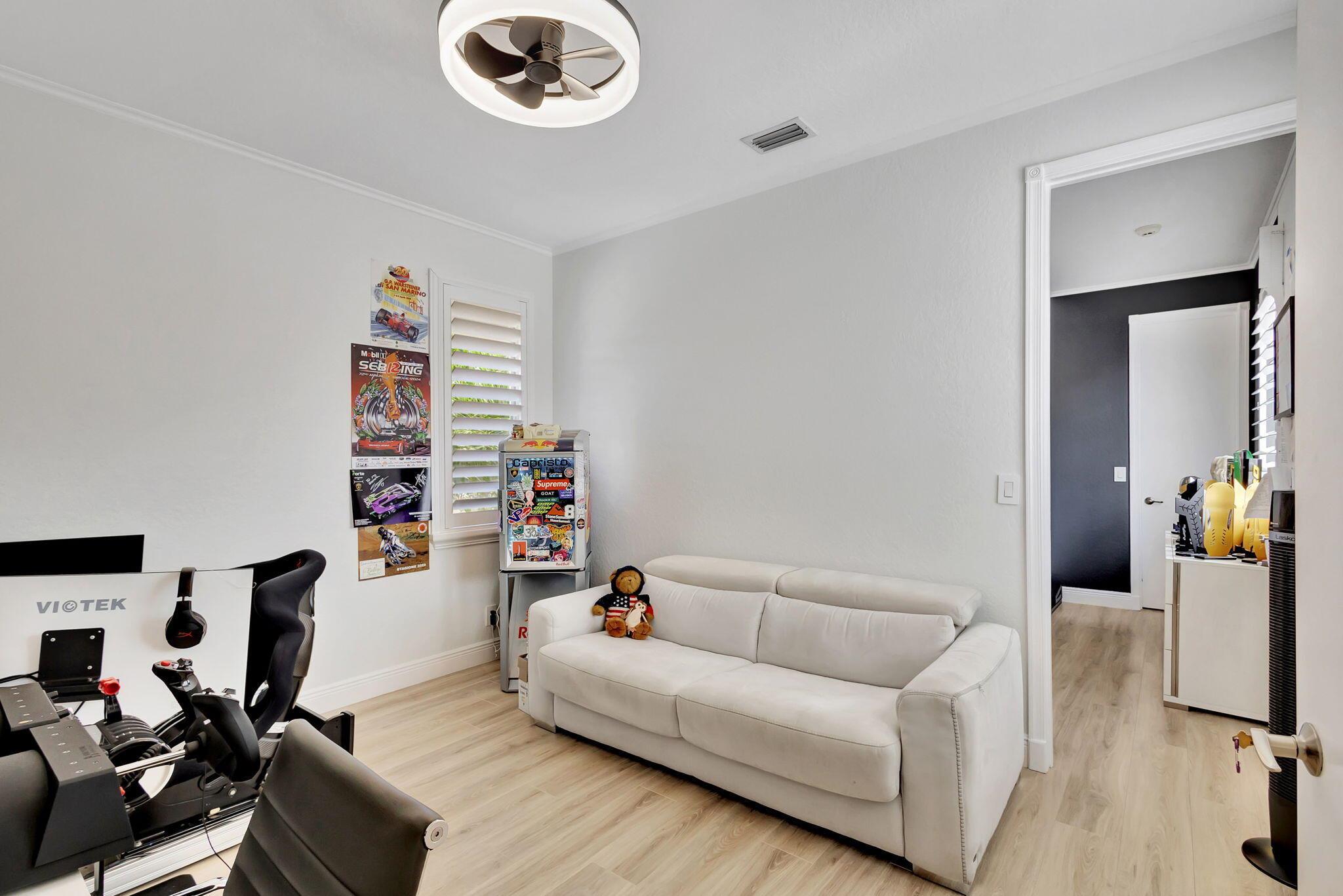 MIRABELLA AT MIRASOL A - Residential Lease