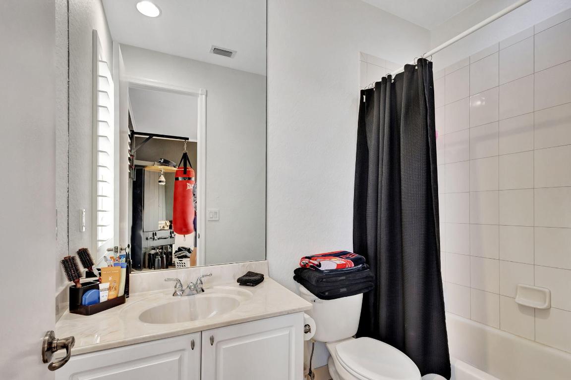 MIRABELLA AT MIRASOL A - Residential Lease