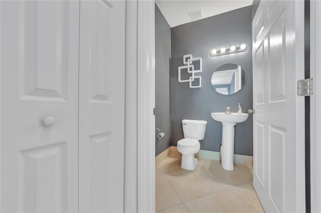 Merrick Preserve Condo Bl - Residential Lease