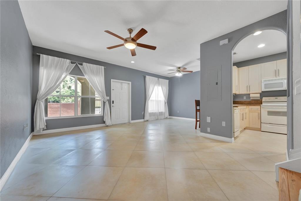 Merrick Preserve Condo Bl - Residential Lease