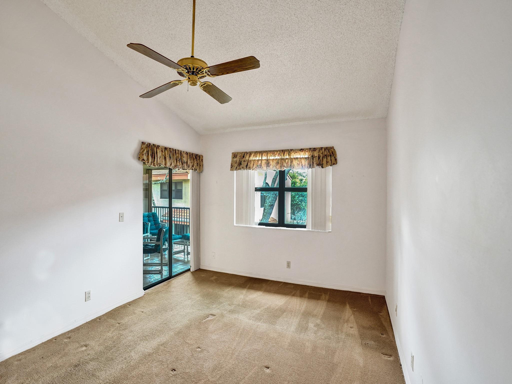 Emerald Oaks - Residential