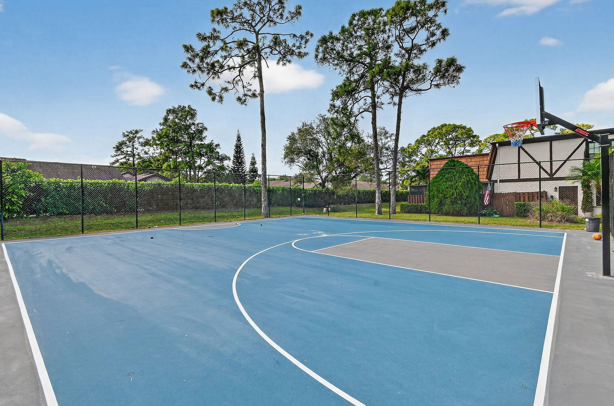 27-43-41~ TH PT OF NLY 662.08 FT OF WLY 374.41 FT - Residential