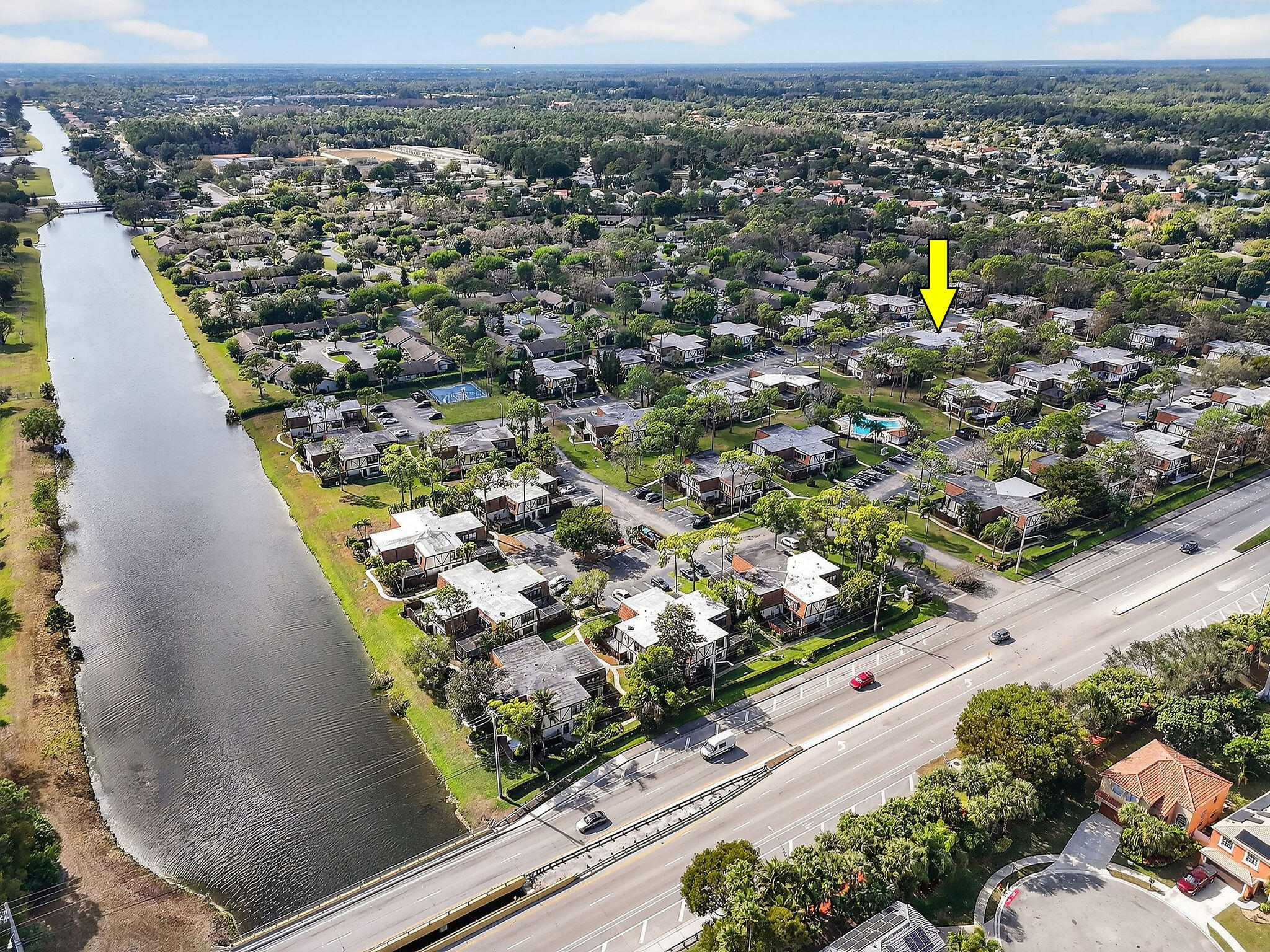 27-43-41~ TH PT OF NLY 662.08 FT OF WLY 374.41 FT - Residential