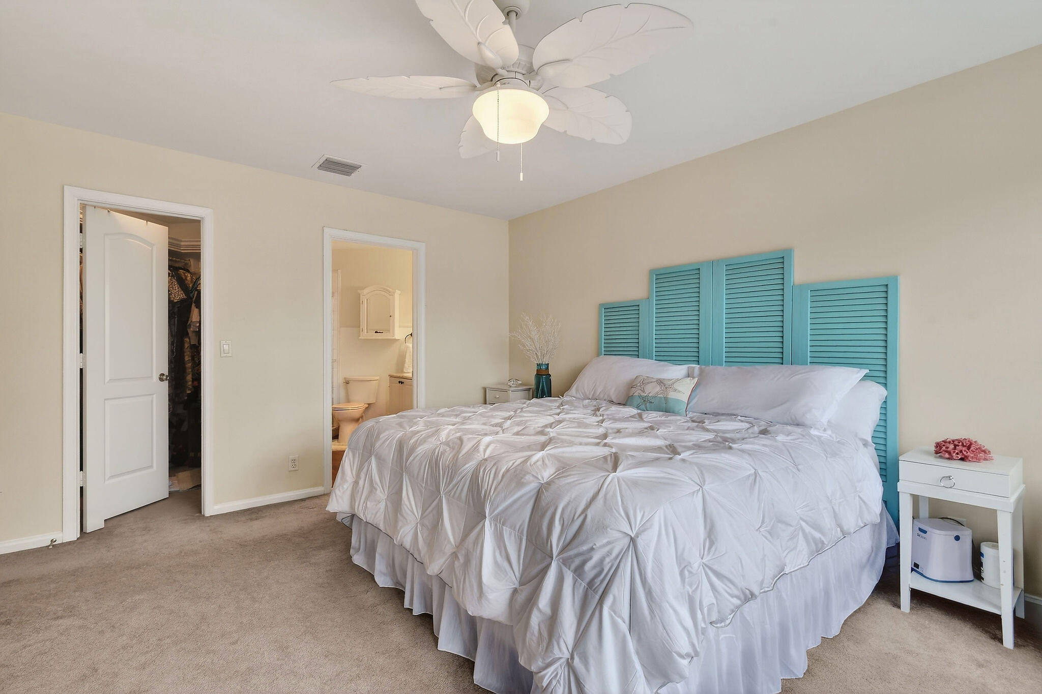 27-43-41~ TH PT OF NLY 662.08 FT OF WLY 374.41 FT - Residential