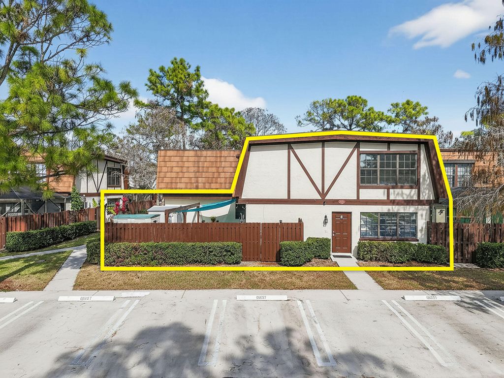 Photo of 111 Weybridge Circle #C, Royal Palm Beach, FL 33411 (MLS # R11160628)