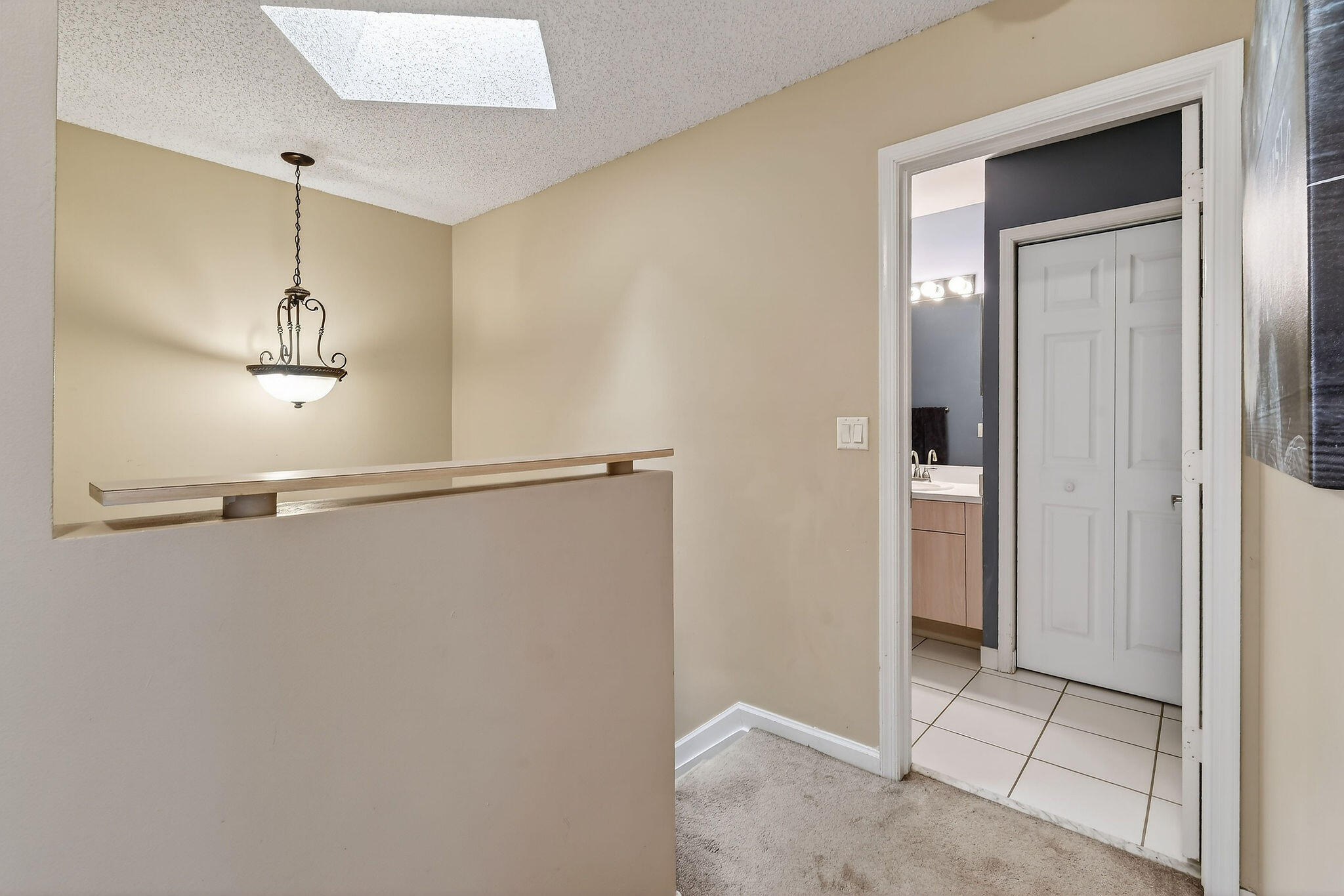 27-43-41~ TH PT OF NLY 662.08 FT OF WLY 374.41 FT - Residential