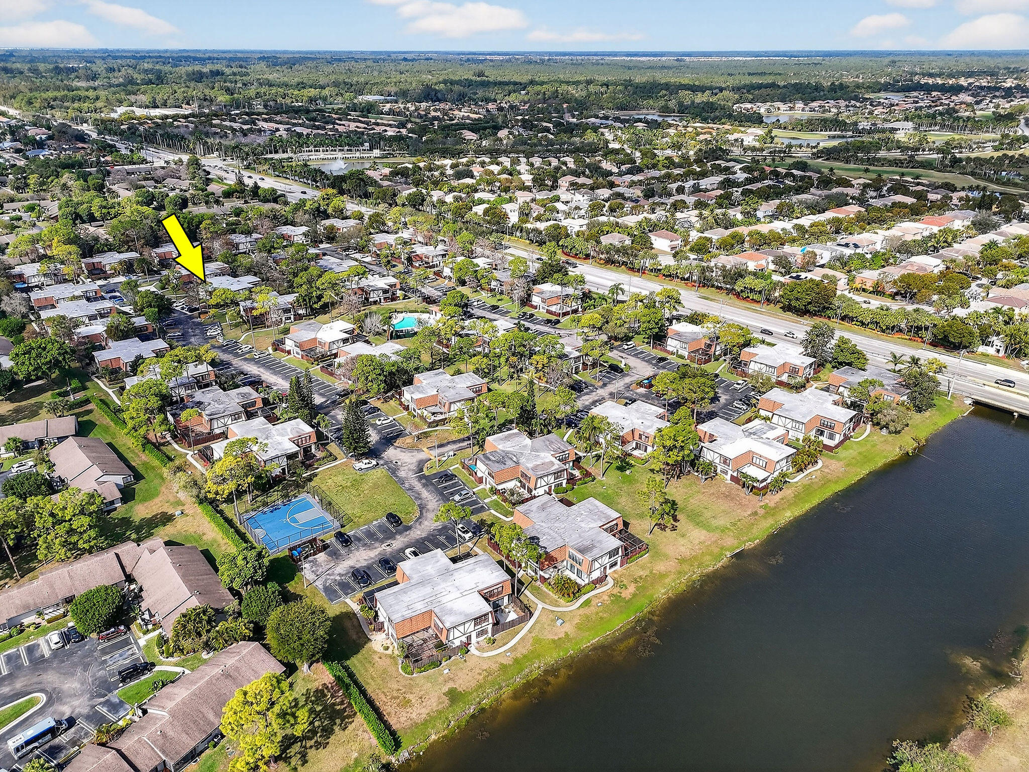 27-43-41~ TH PT OF NLY 662.08 FT OF WLY 374.41 FT - Residential