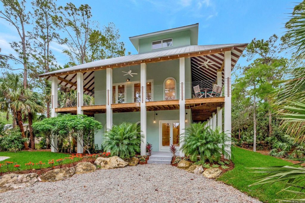 Photo of 11511 161st Street N, Jupiter, FL 33478 (MLS # R10882246)