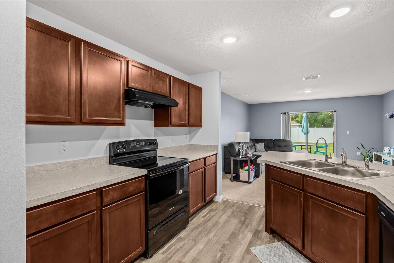 PORT ST LUCIE SECTION 40 - Residential