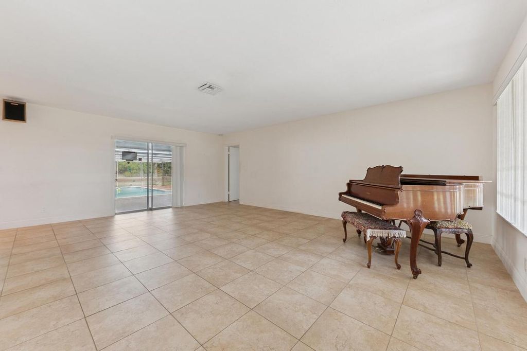 Photo of 3625 Lowson Boulevard, Delray Beach, FL 33445 (MLS # R11151176)