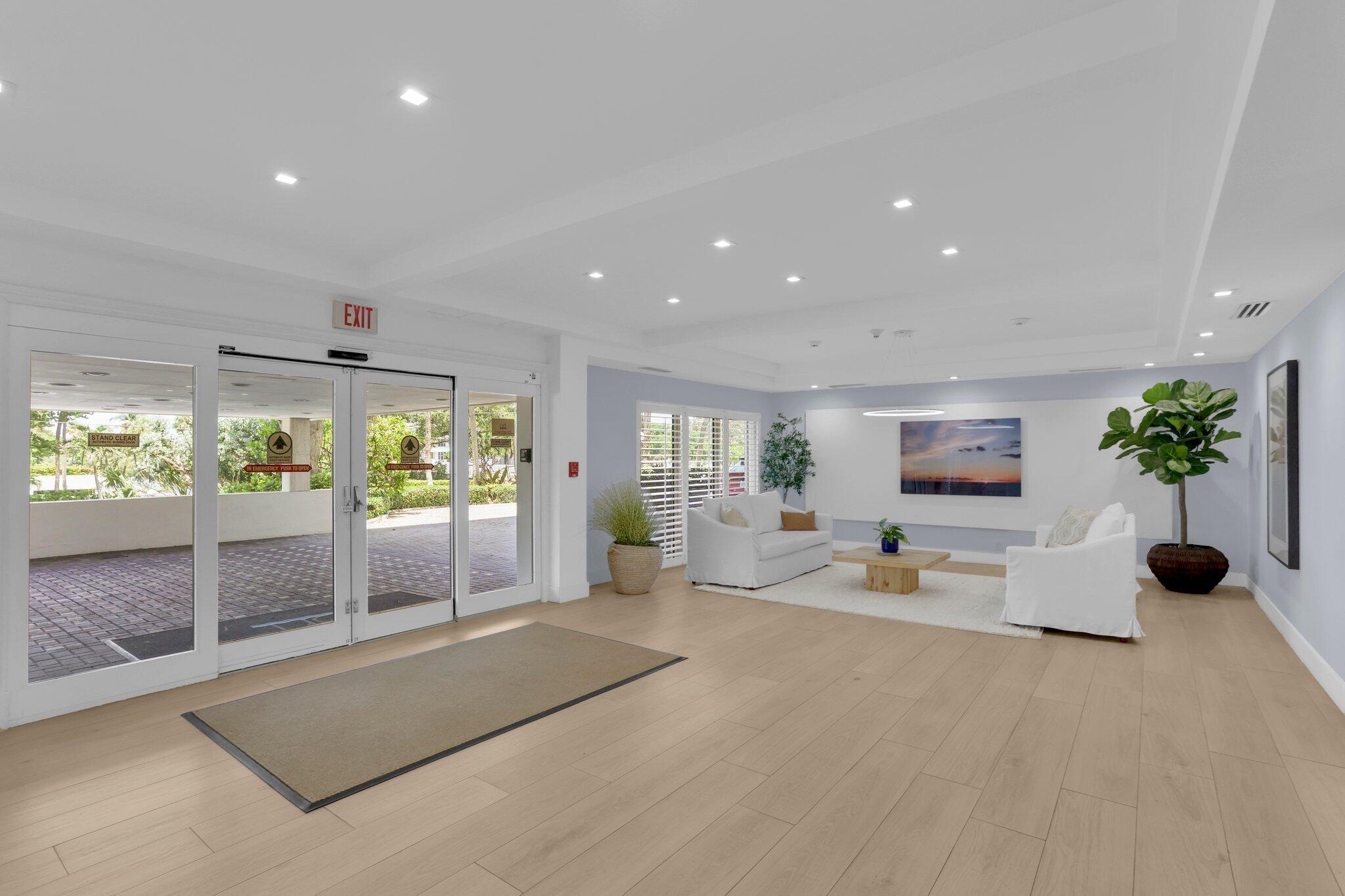 OCEAN REEF TOWERS INC CONDO - Residential