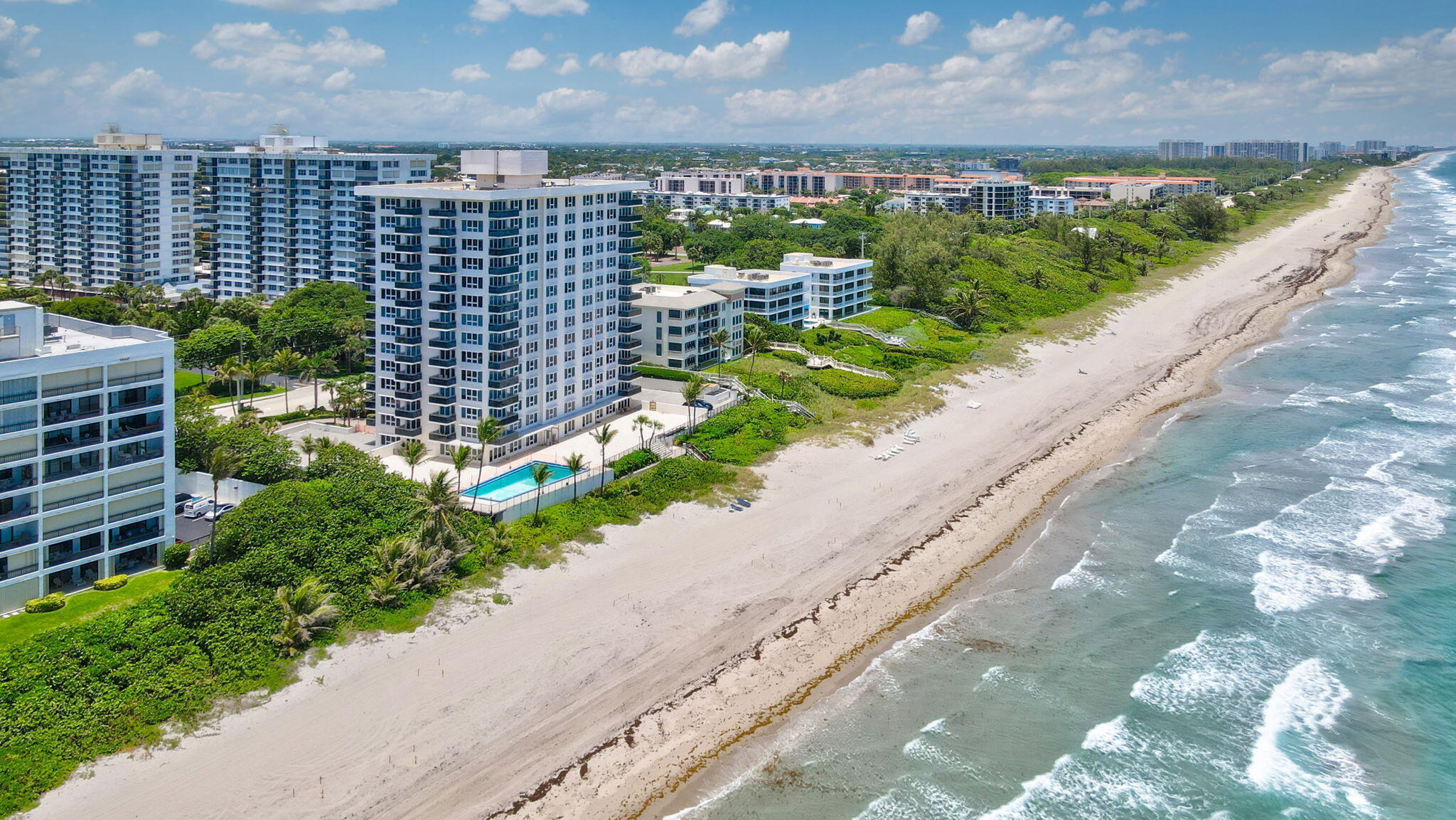 OCEAN REEF TOWERS INC CONDO - Residential