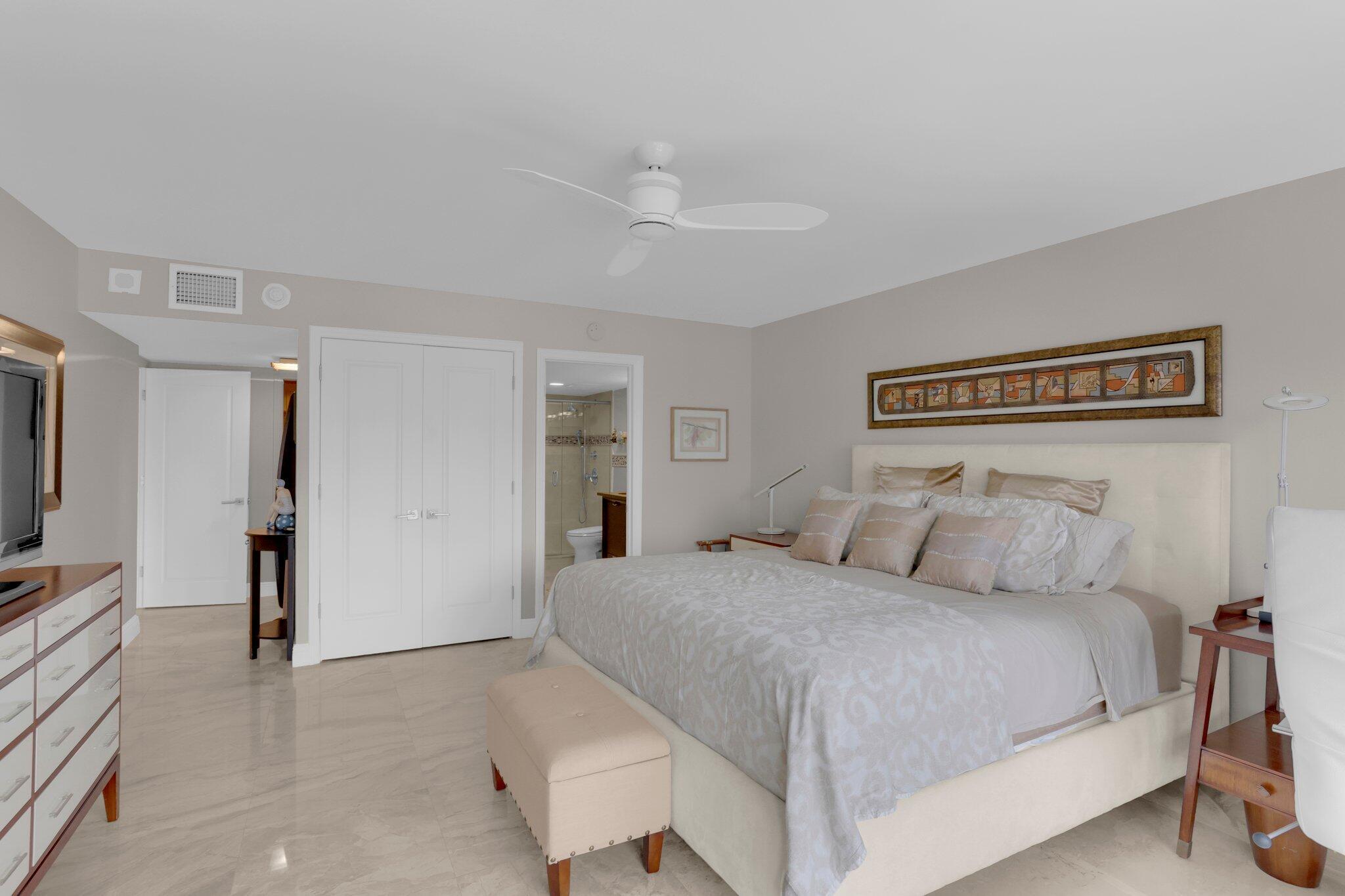 OCEAN REEF TOWERS INC CONDO - Residential