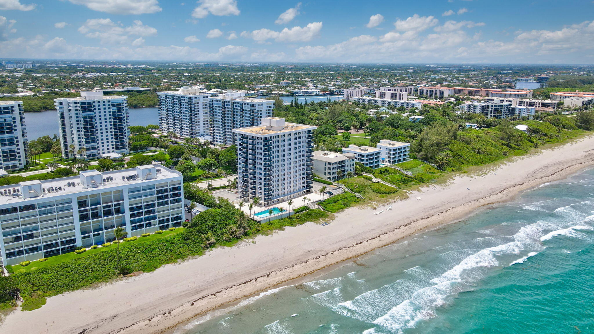 OCEAN REEF TOWERS INC CONDO - Residential