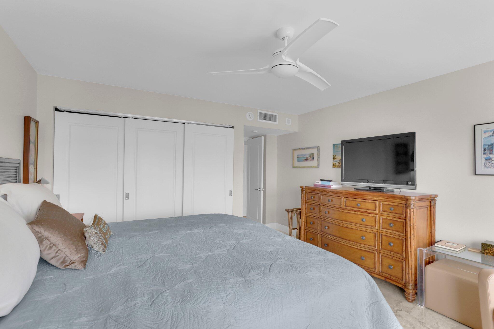 OCEAN REEF TOWERS INC CONDO - Residential