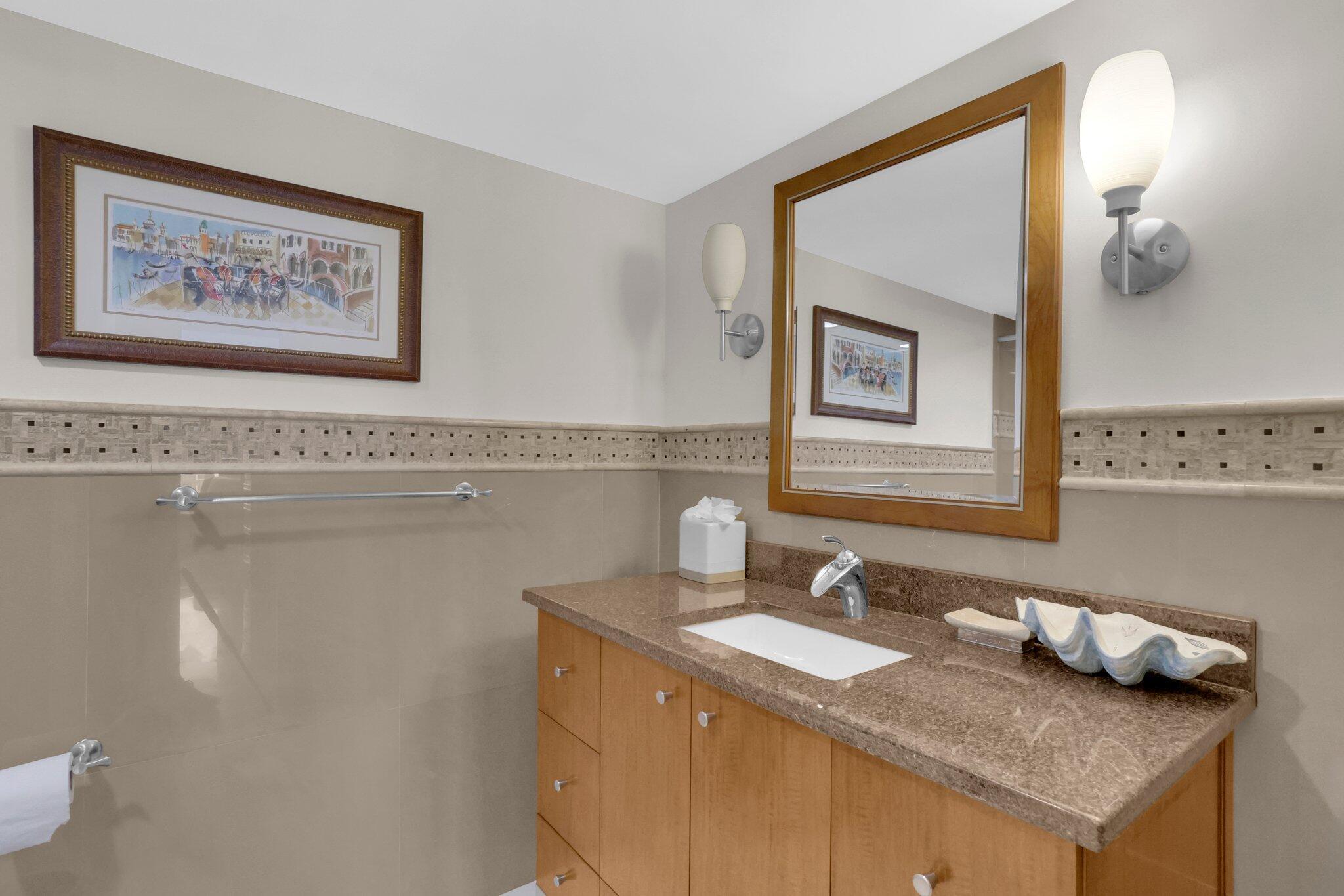 OCEAN REEF TOWERS INC CONDO - Residential