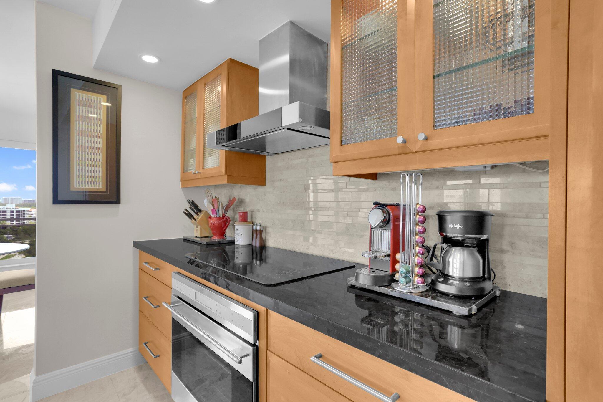 OCEAN REEF TOWERS INC CONDO - Residential