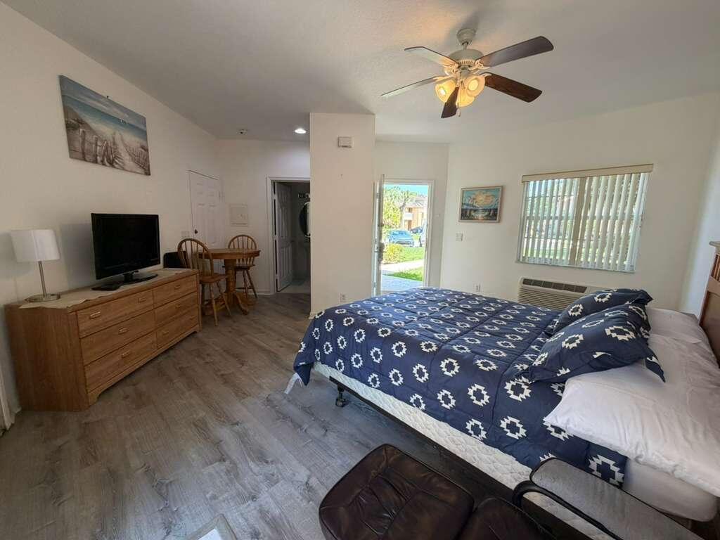 CASTLE PINES CONDOMINIUM - Residential Lease
