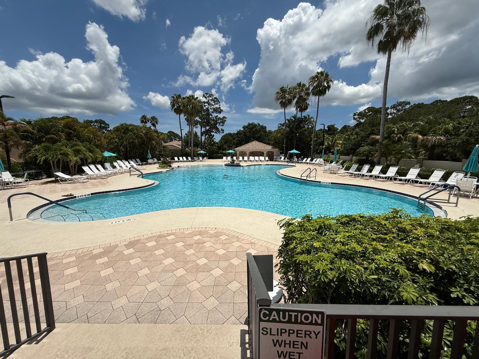 CASTLE PINES CONDOMINIUM - Residential Lease