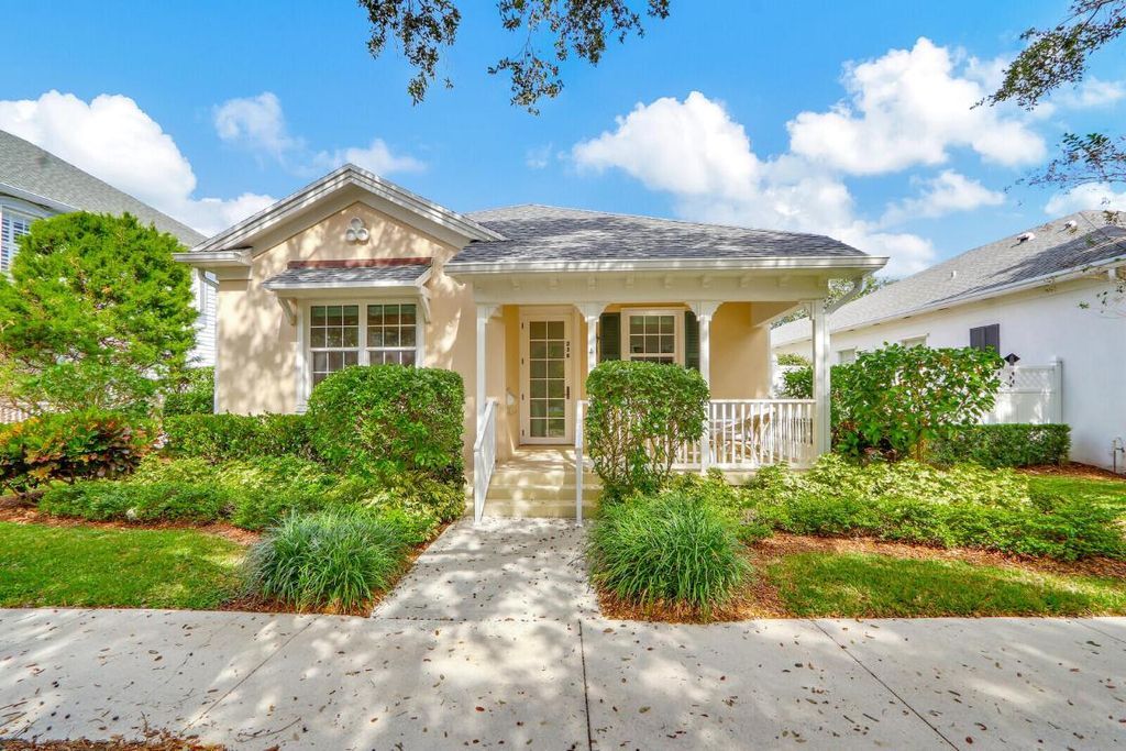 Photo of 218 Marlberry Circle, Jupiter, FL 33458 (MLS # R10950576)