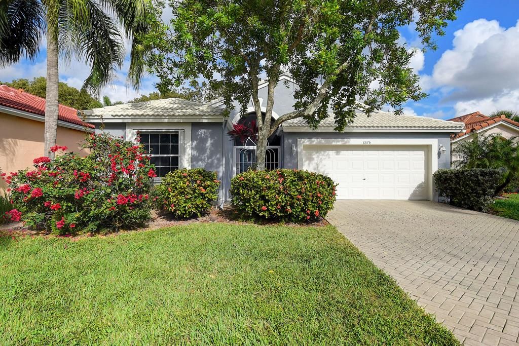 Photo of 6375 Pebble Creek Way, Boynton Beach, FL 33437 (MLS # R10855879)