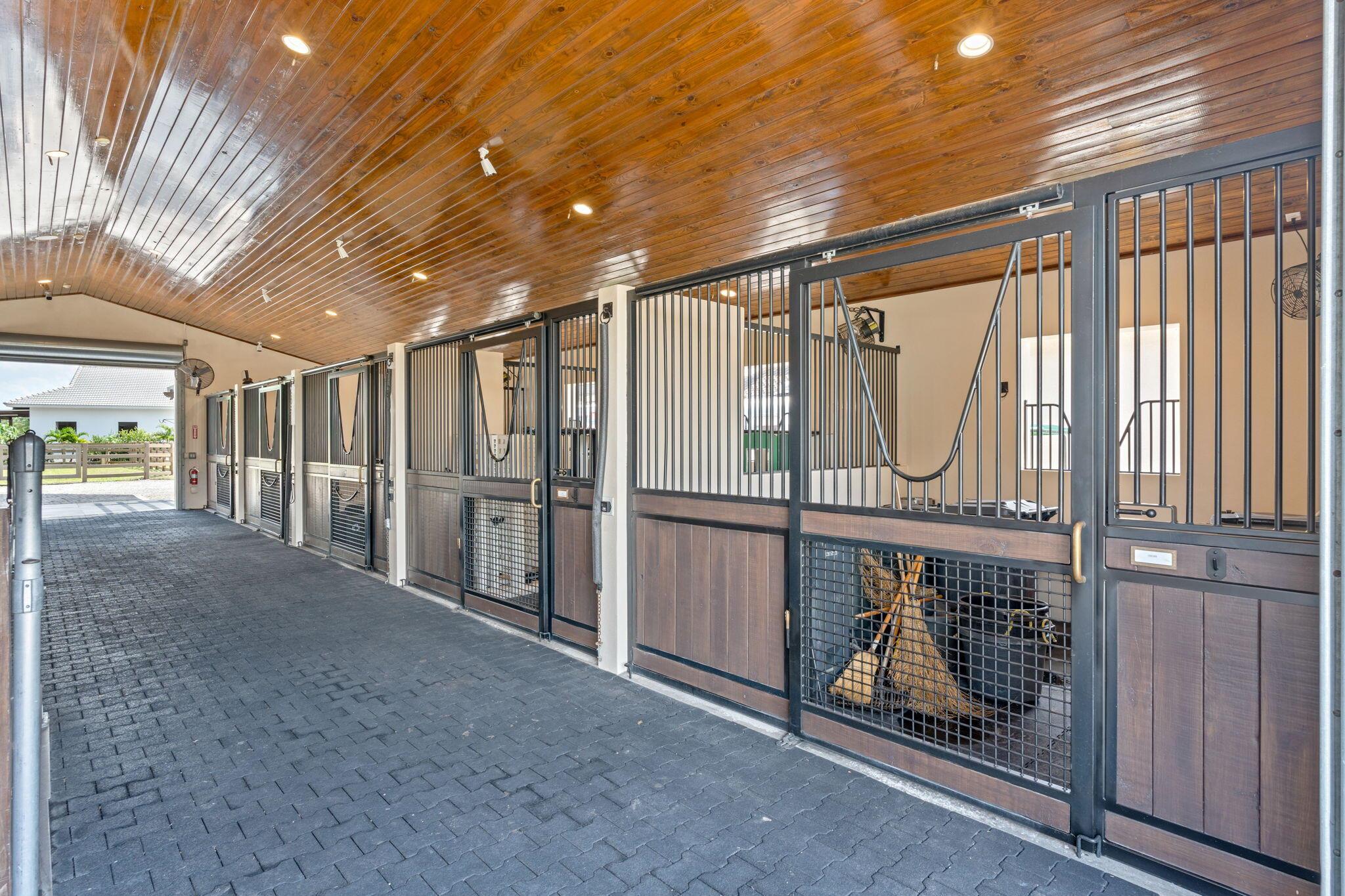 PADDOCK PARK NO 2 OF WELL - Residential Lease