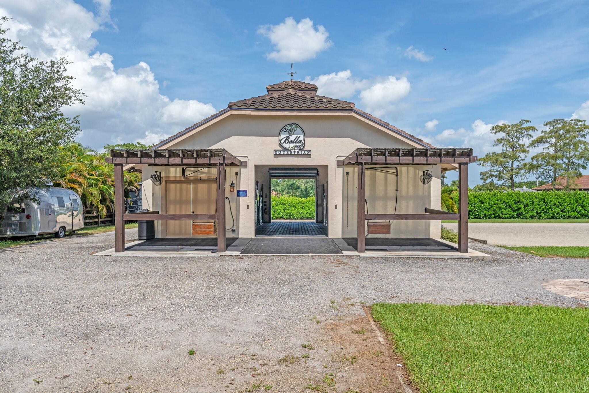 PADDOCK PARK NO 2 OF WELL - Residential Lease