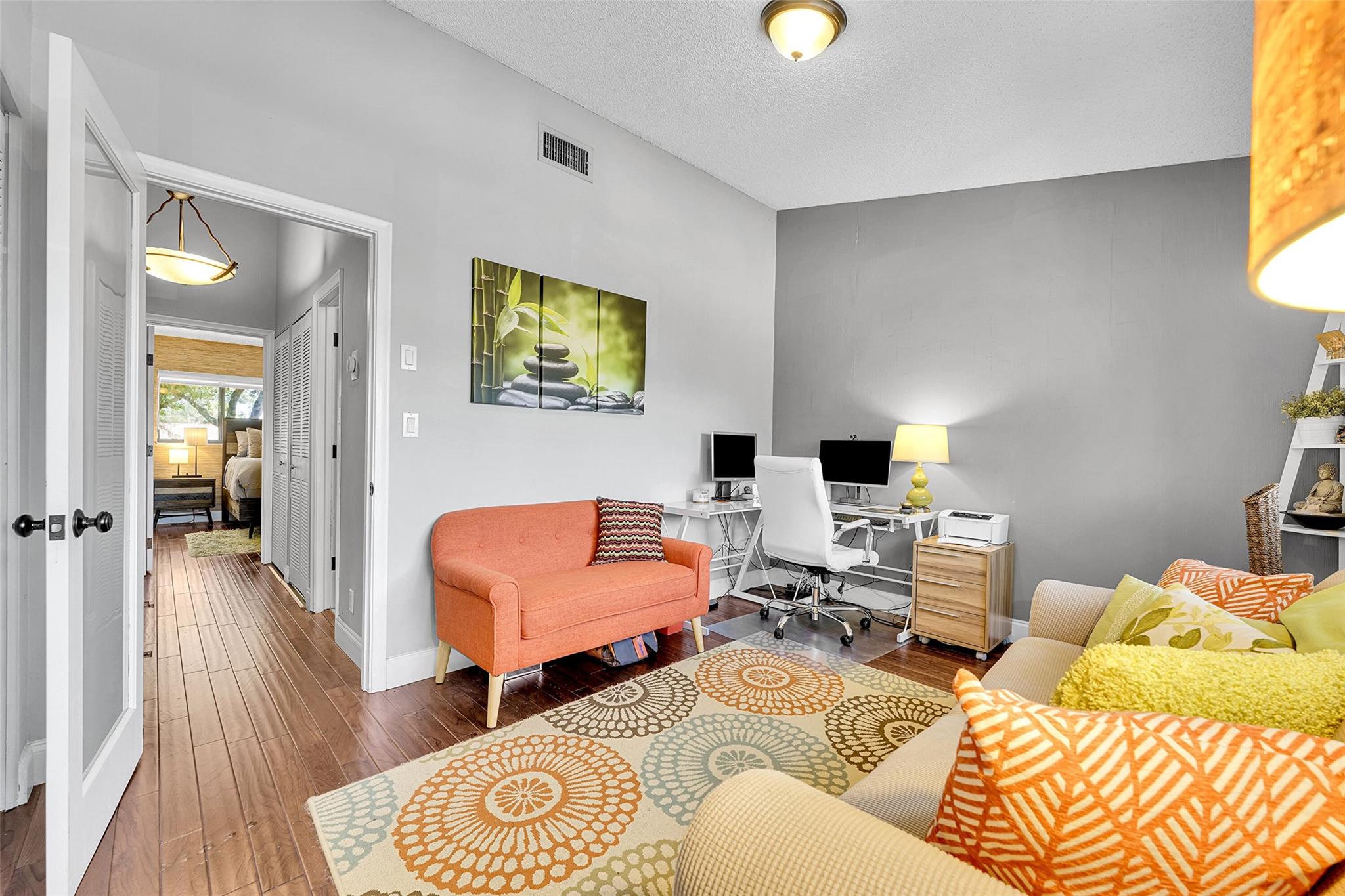 Pines of Oakland Forest W - Residential