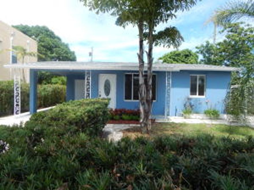 **Completely Renovated** 3 Bedroom 1 Bath Home in the Heart of West Palm Beach!! NEW A/C System. Updated Kitchen with NEW Countertops and NEW Wood Cabinets. NEW Stainless Steel Appliances. Updated Bathroom with NEW Vanity and Toilet. NEW Fans and Fixtures Throughout. NEW Interior Doors Throughout. Freshly Painted Interior and Exterior. Great Location. No HOA or Restrictions. Must See!!